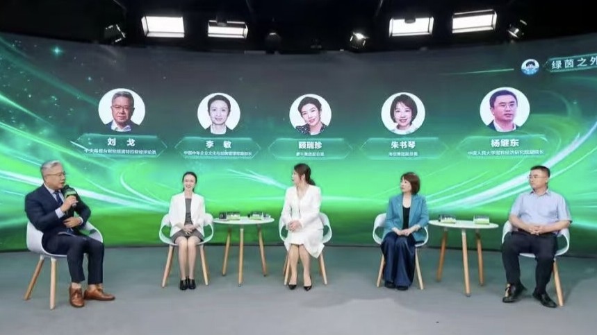 华为电竞战略升级，战队实力再攀高峰